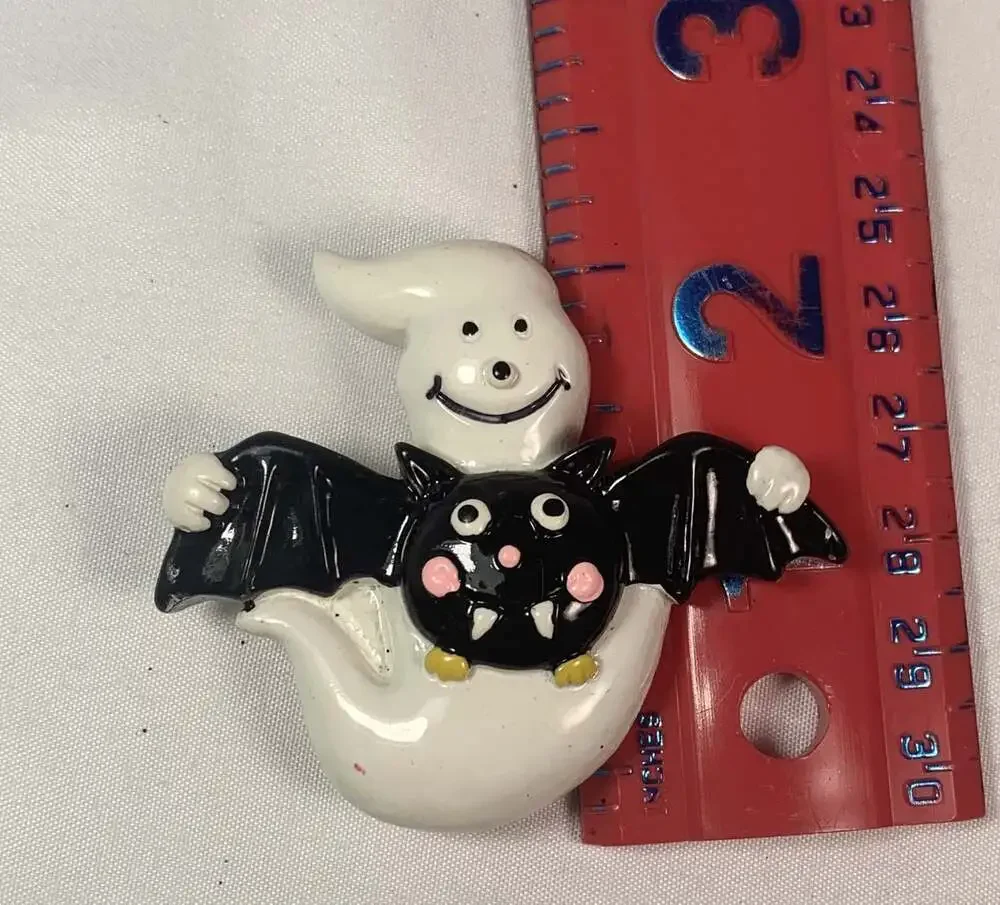 Resin Happy Ghost With Bat Pal Pin Halloween vintage
